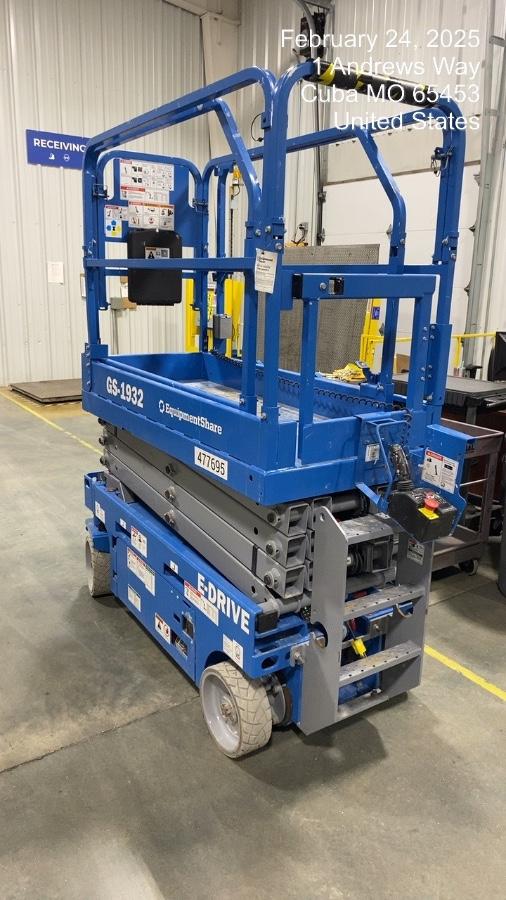 2019 Genie GS-1930 Fixed Rails with Chain Entry