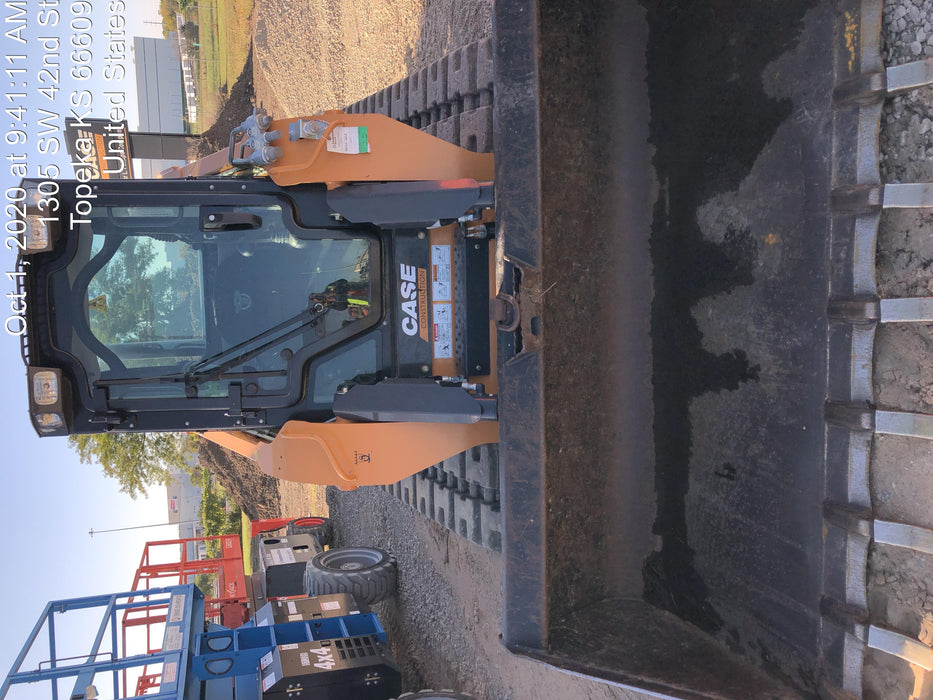 2020 Case TV450 761042 E-H Controls, 761031 ISO/H 2-Speed Controls, 761035 Performance Package Front Electric, 761206 Hydraulic Coupler, 761045 Cab Heat/AC, 761062 Air Ride Seat, 761201 HD Light Package, 761048 Engine Block Heater, 8500147 450mm (17.7 in.) 78" OTW Tracks