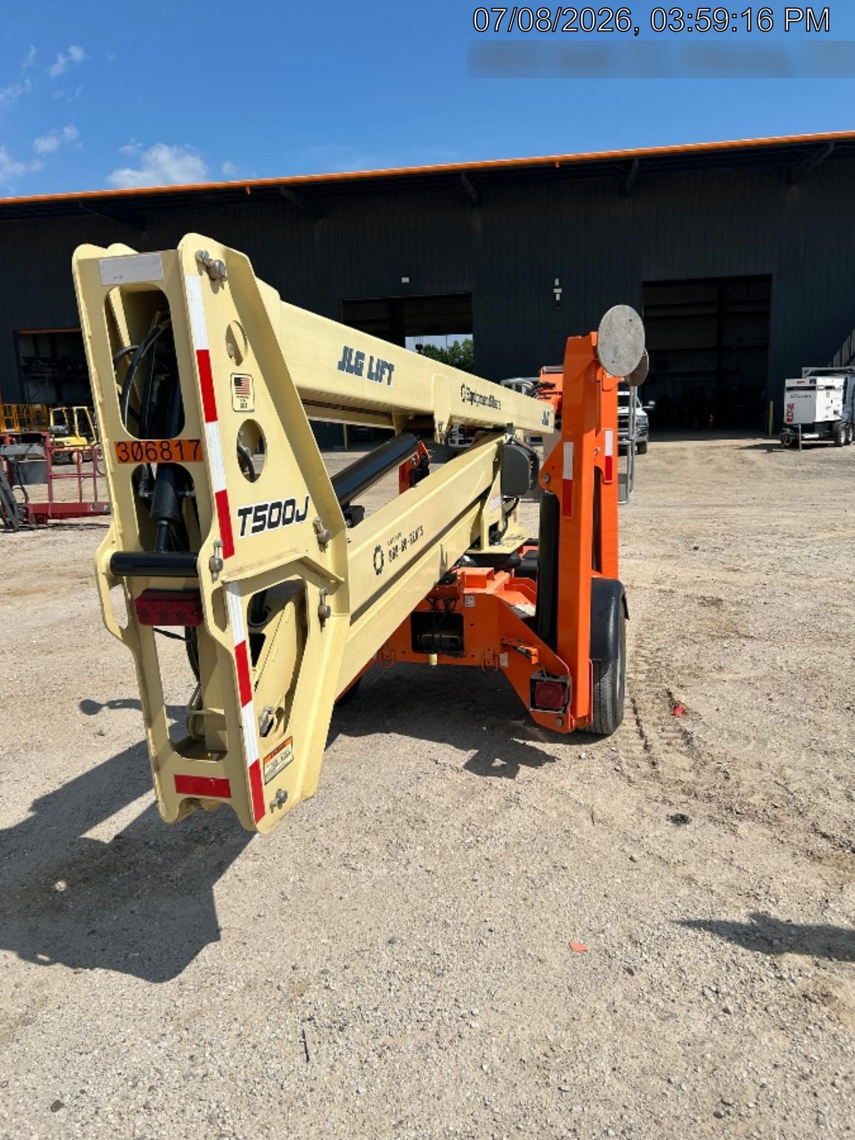 2023 JLG T500J