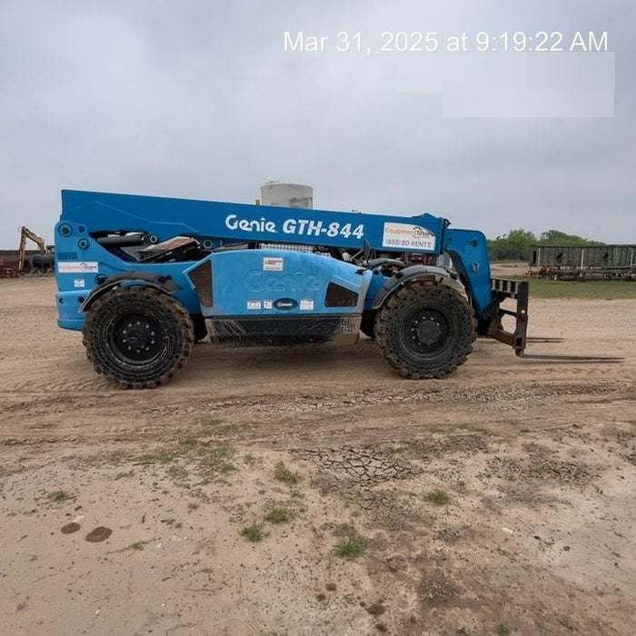 2017 GENIE GTH-844