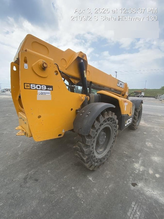 2020 JCB 509-42 Cab/Heat/Air, Solid Tires, Work Lights, Beacon, Aux Hydraulics, Back up Alarm, Lifting Eye, ES Decals