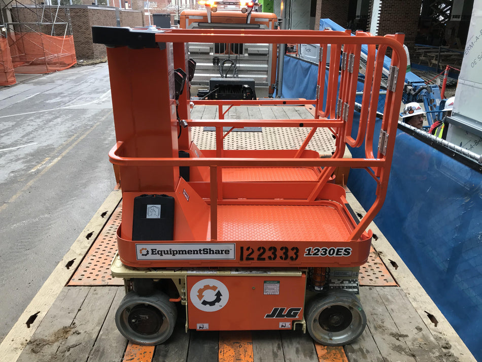 2021 JLG 1230ES
