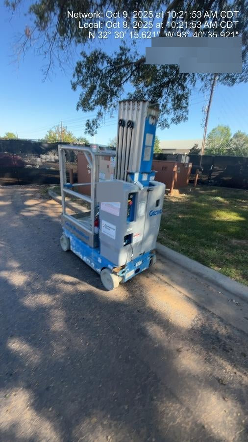 2019 GENIE GR-20