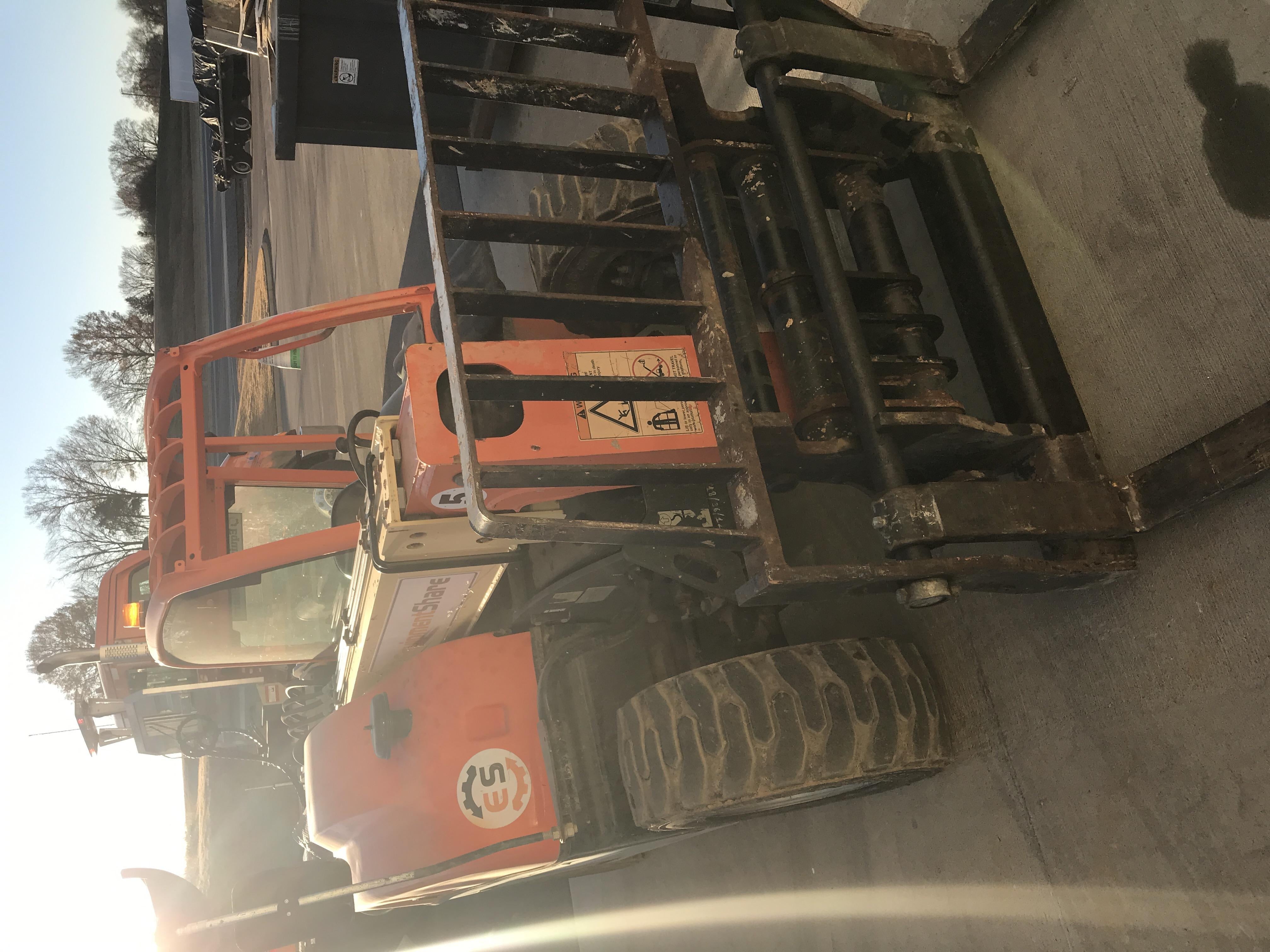 2013 JLG G5-18A