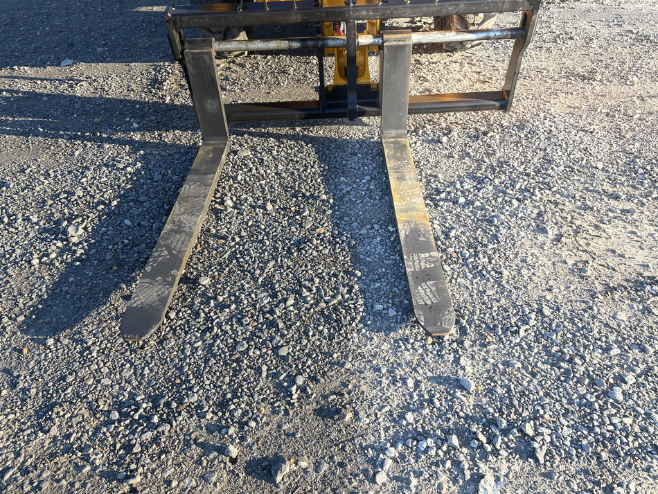 2023 JCB 512-56