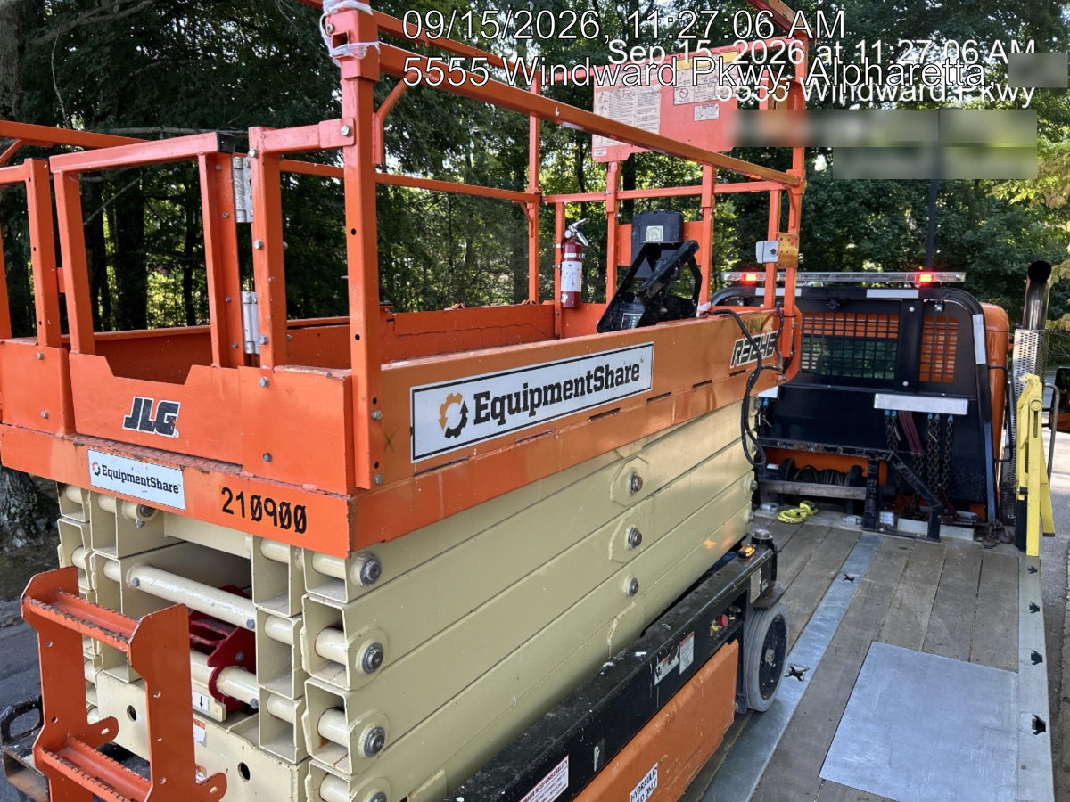2022 JLG R3246