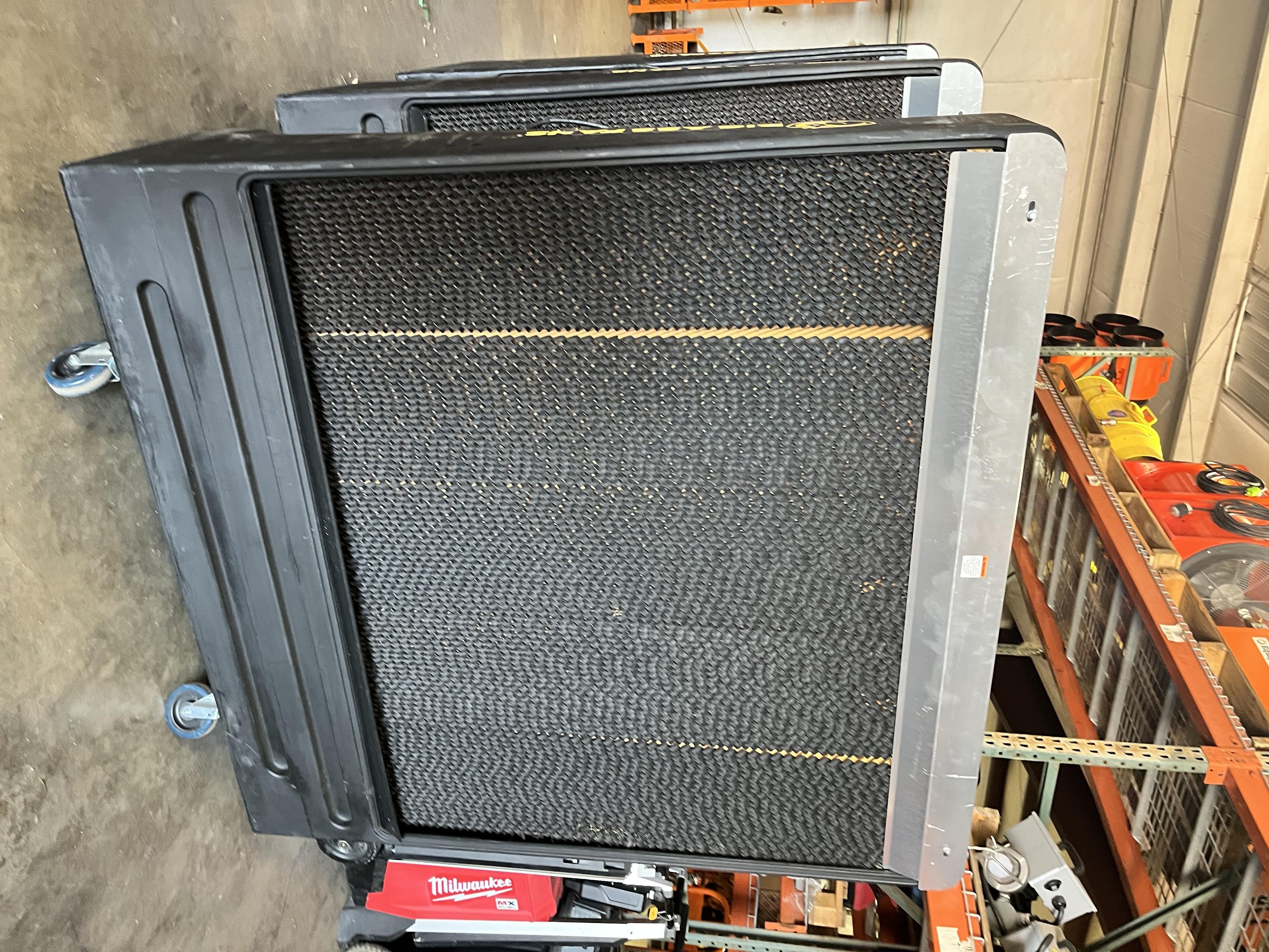 2022 BIG ASS FANS Cool Space 400
