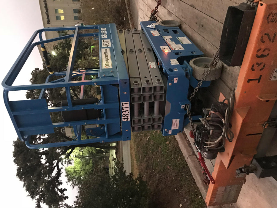 2019 Genie GS-1930 Fixed rails with chain Entry