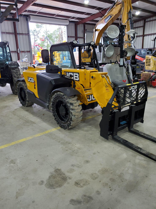 2020 JCB 505-20TC Canopy, Solid Tires, Work Lights, Beacon, Aux Hydraulics, Back up Alarm, ES Decals