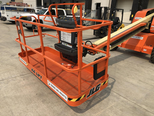 2020 JLG 400S