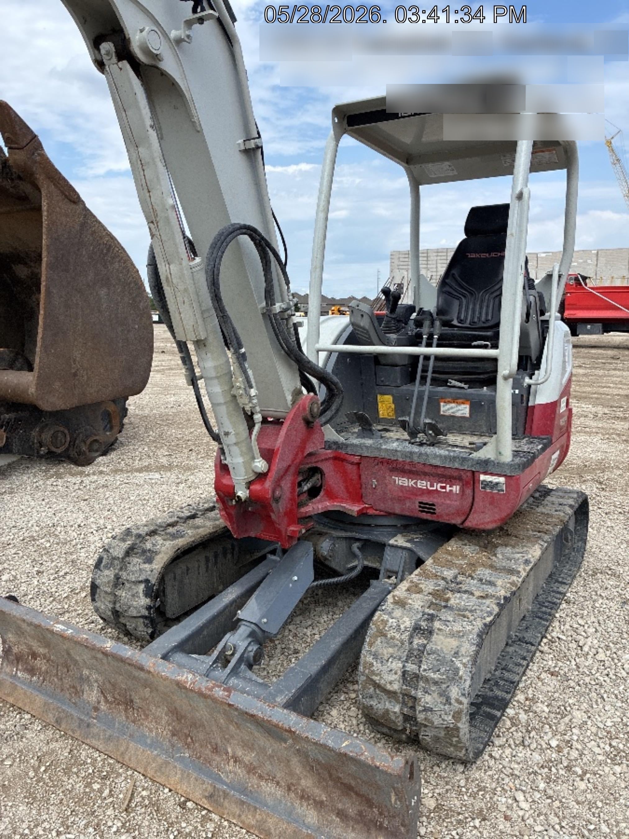 2024 TAKEUCHI TB250-2R