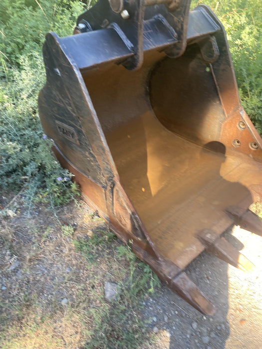 2022 GEITH 48" HD bucket 25k - 35k - Geith