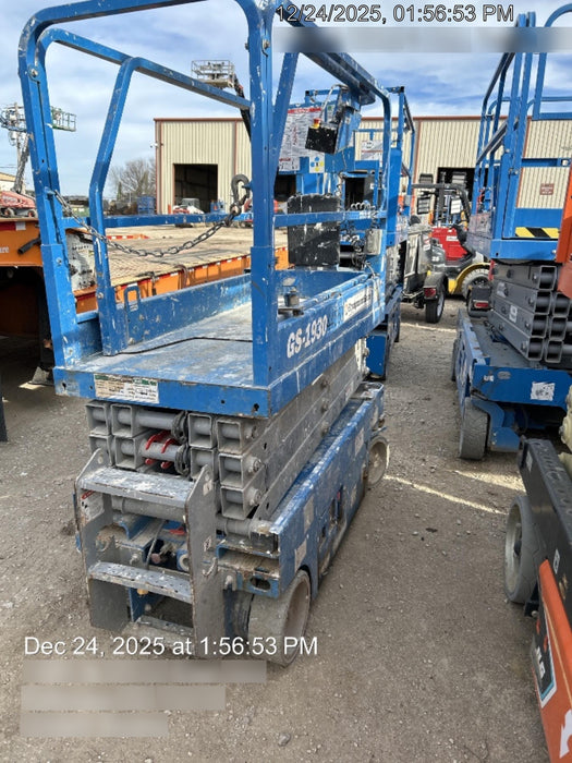 2019 Genie GS-1930 Fixed rails with chain Entry