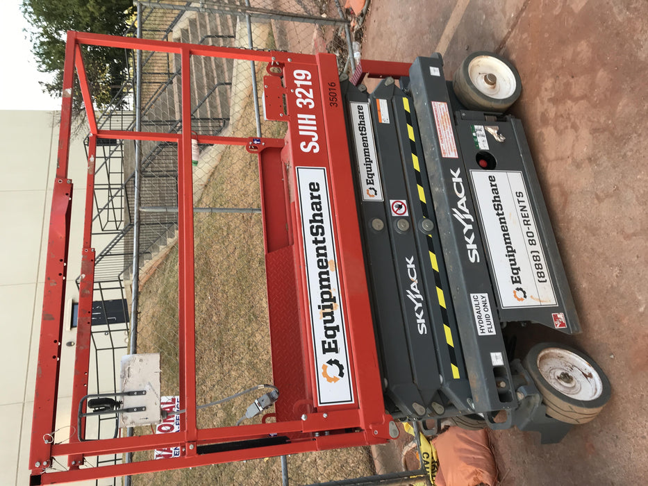 2019 Skyjack SJIII-3219 Standard Options, Trojan Batteries