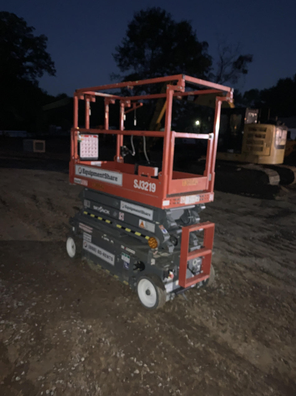 2021 SKYJACK SJ3219