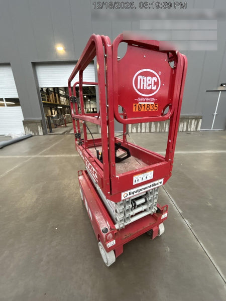 2020 MEC 1330SE Solid NM Tires, Steel Swing out Doors, LCS, Beacon, 900W Invertor