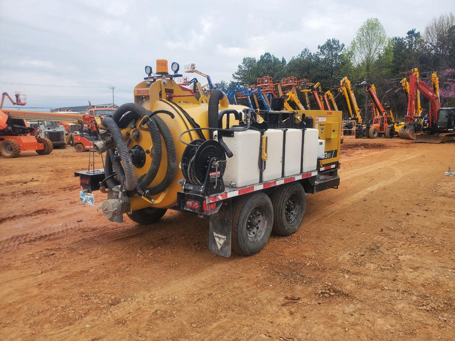 2023 Vac-Tron LP573XDT T4 Koehler Diesel Engine, 500 Gallon Debris Tank, x2 100 Gallon Water Tanks