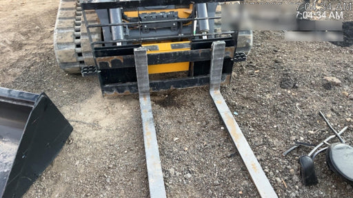 2025 ARROW MATERIAL HANDLING F5100CB