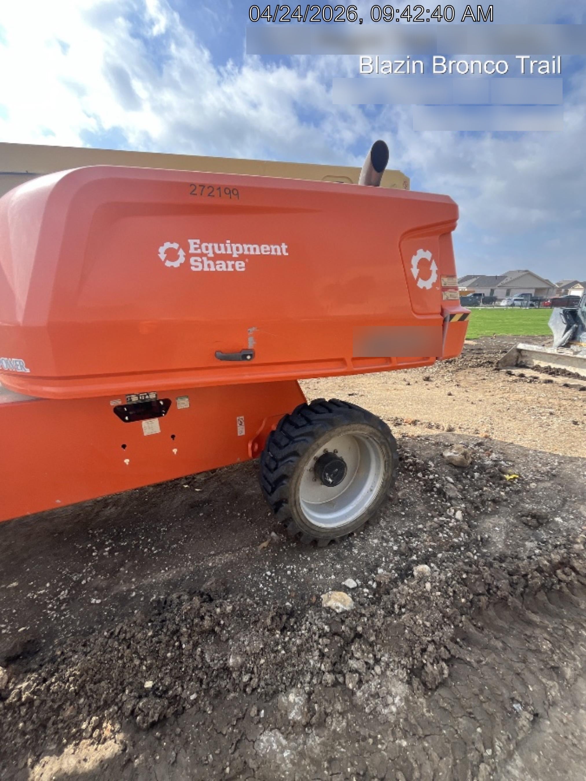 2022 JLG 660SJ
