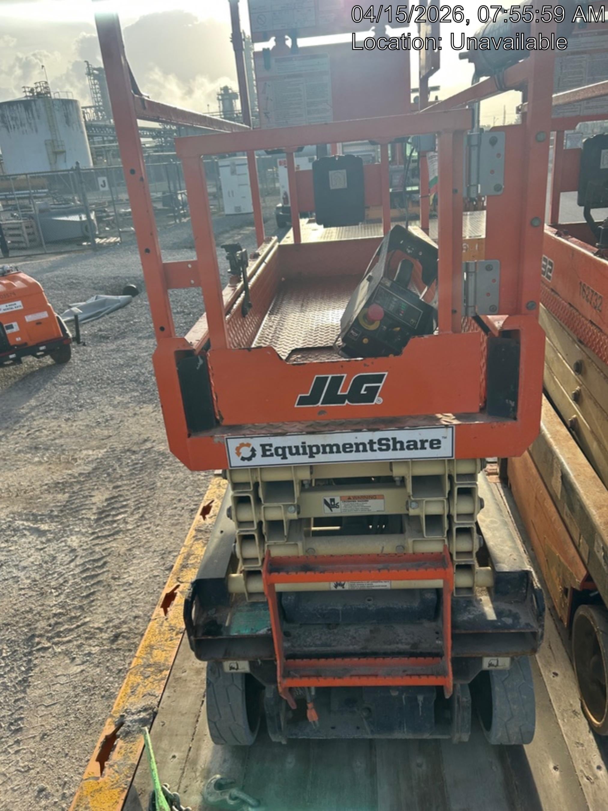 2021 JLG ES1932