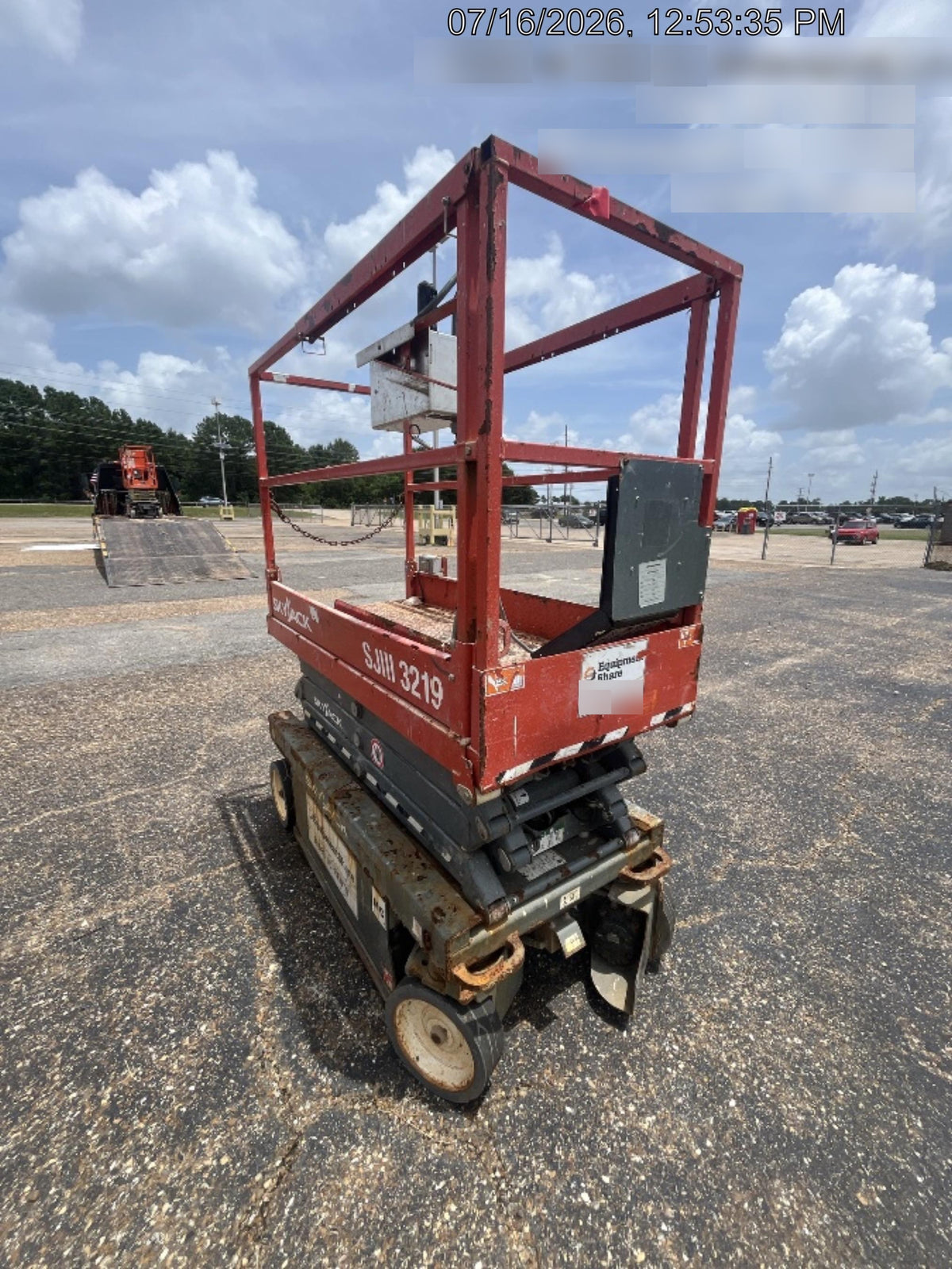 2018 Skyjack SJIII-3219 Skyjack SJIII3219 Scissor Lift w/Trojan Batteries