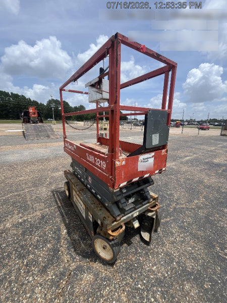 2018 Skyjack SJIII-3219 Skyjack SJIII3219 Scissor Lift w/Trojan Batteries
