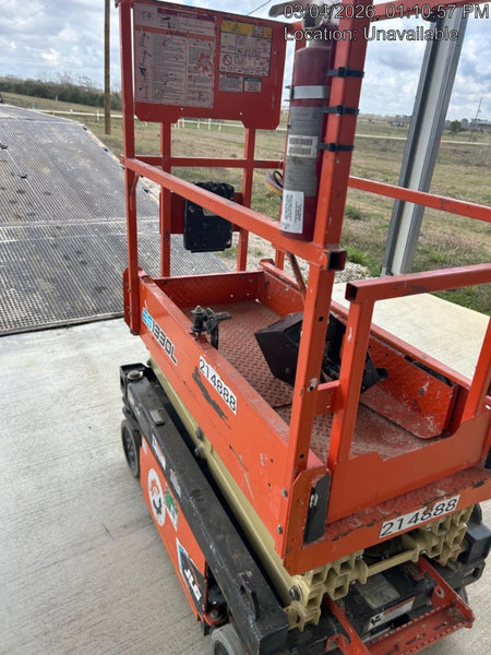 2022 JLG ES1330L