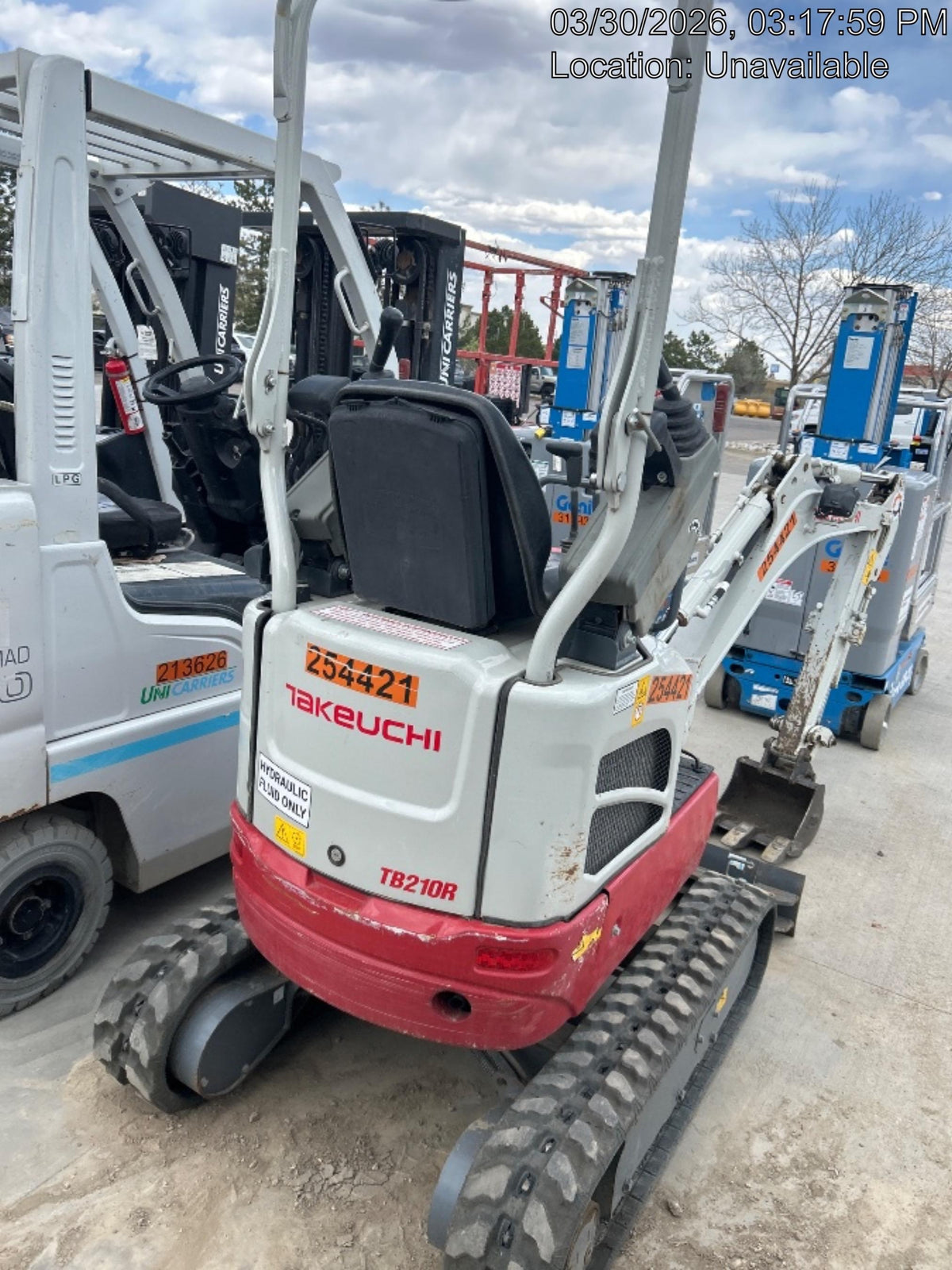2022 TAKEUCHI TB210R