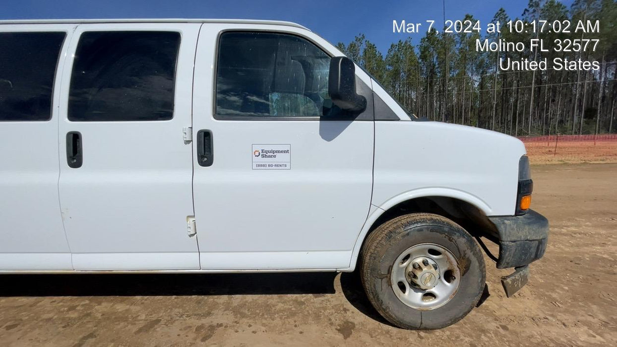 2023 CHEVROLET Express Van - Rental