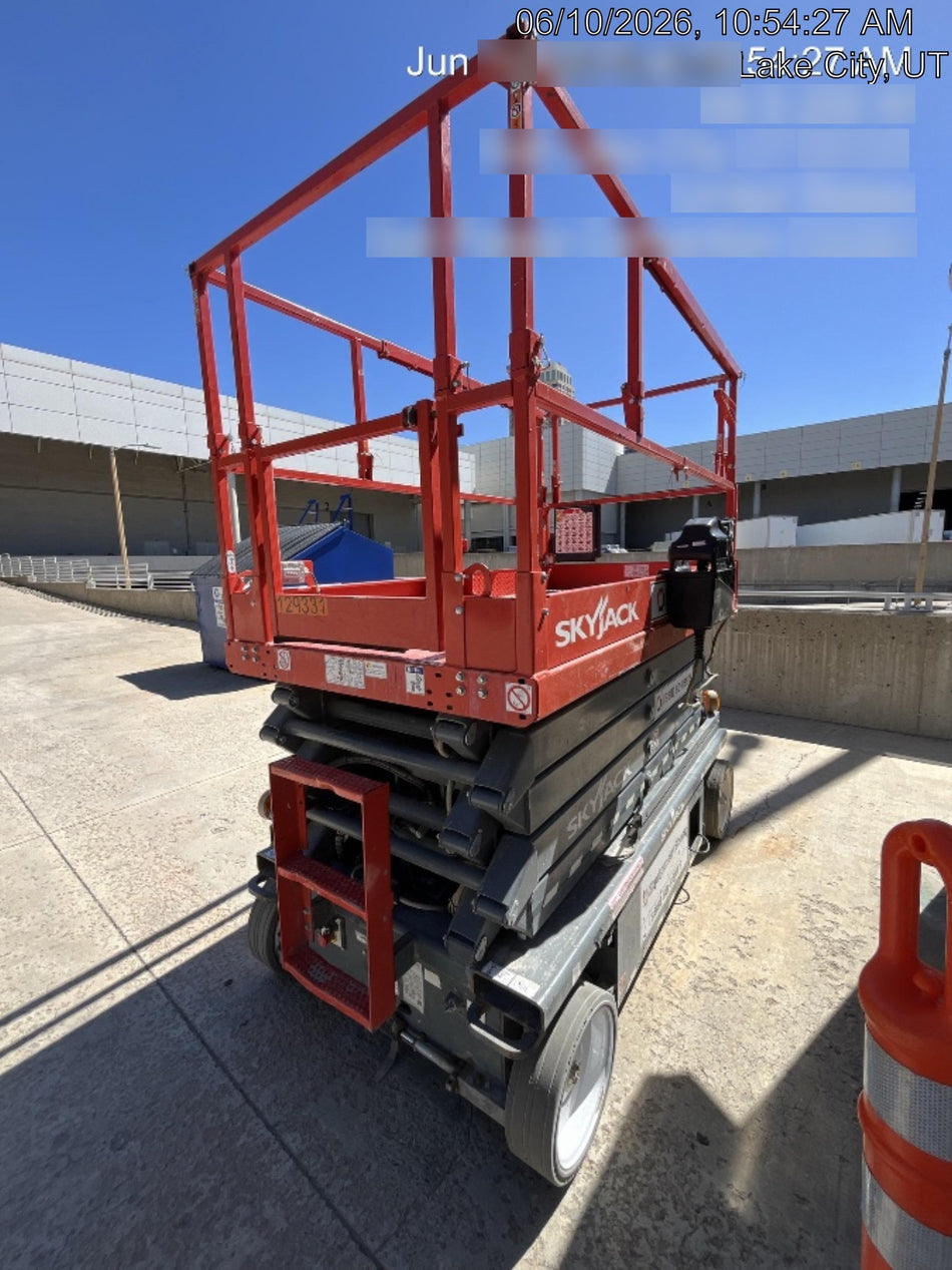 2021 SKYJACK SJ4732
