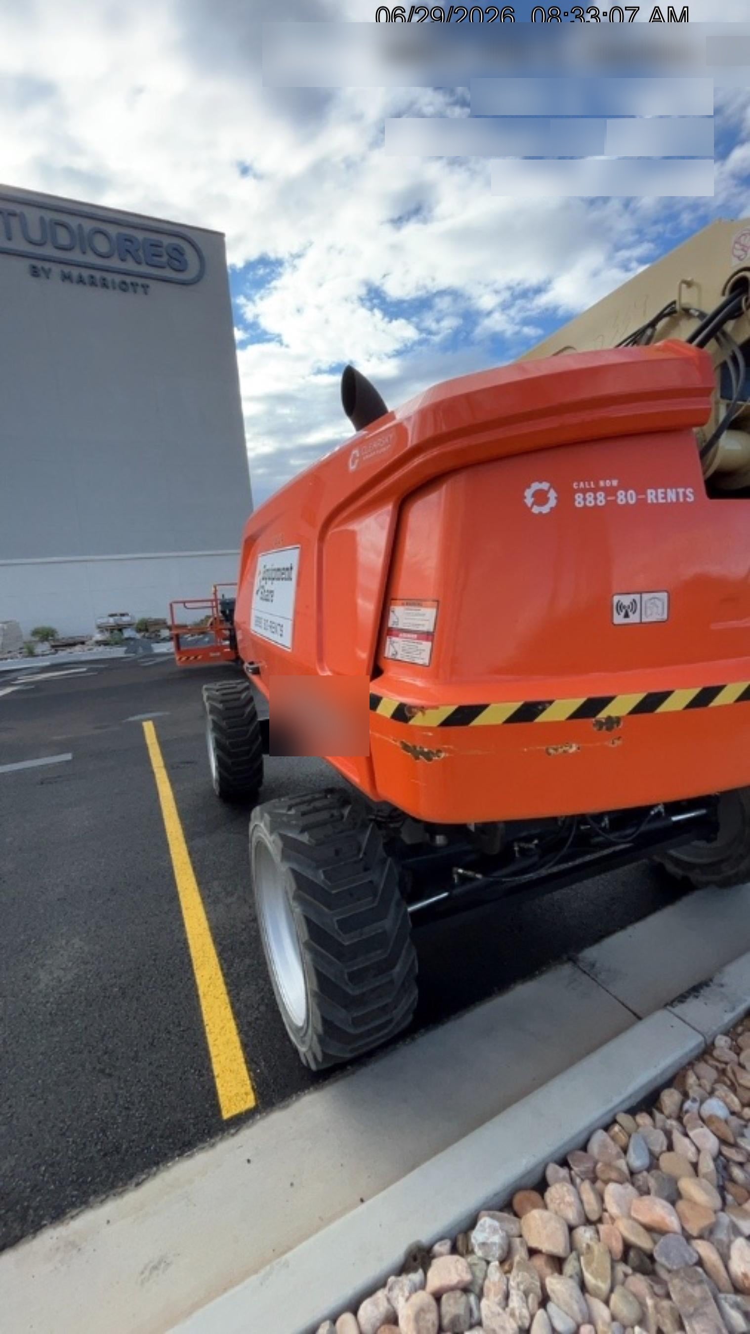 2024 JLG 660SJ
