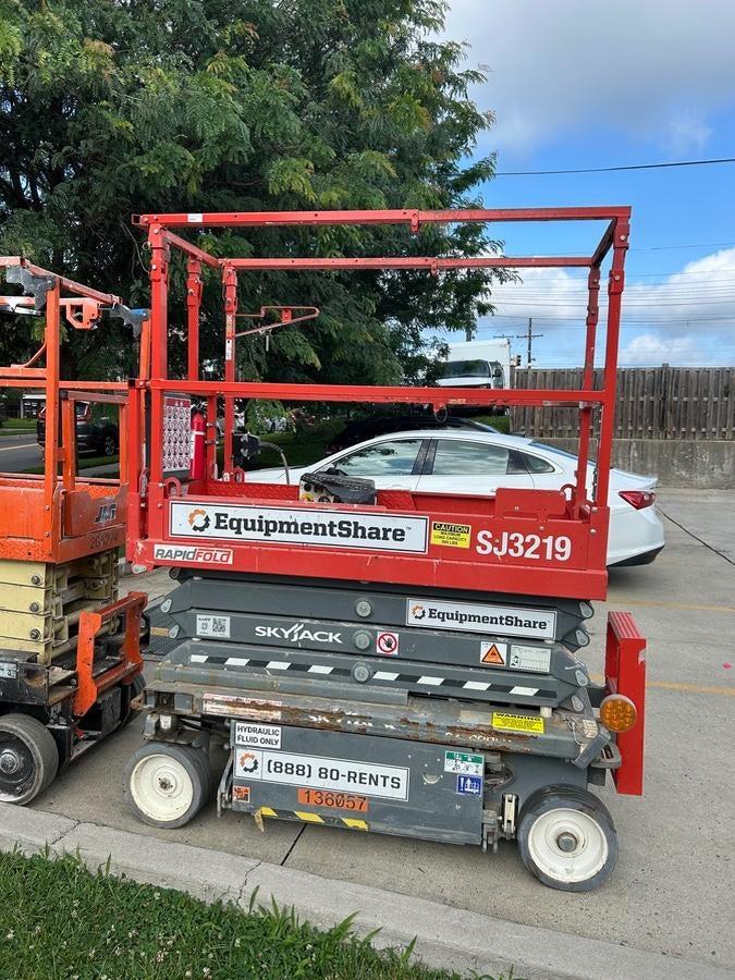 2021 SKYJACK SJ3219