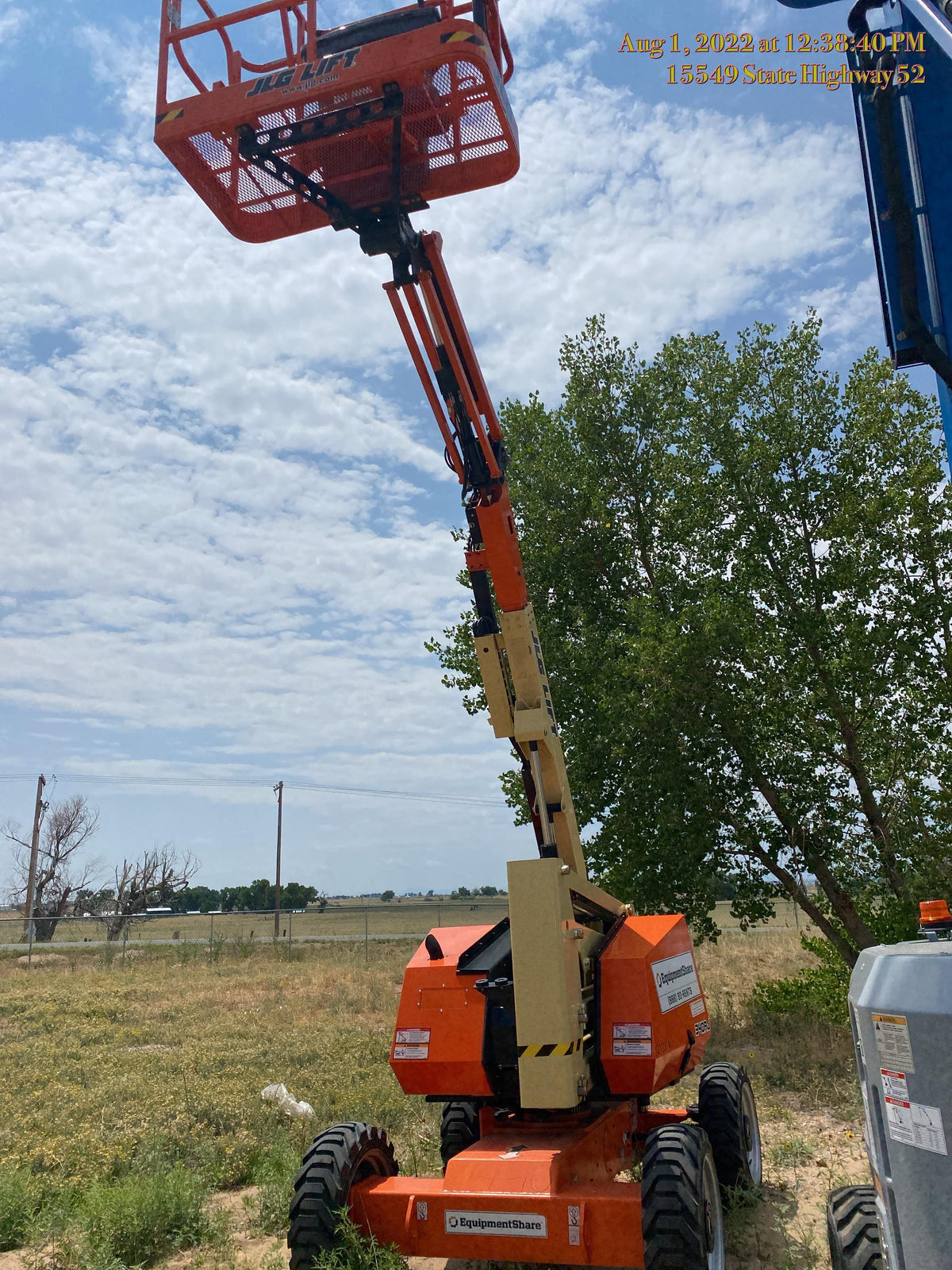 2022 JLG 340AJ