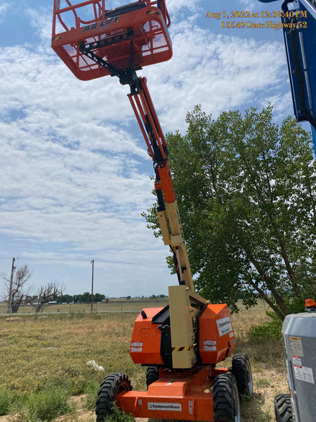 2022 JLG 340AJ