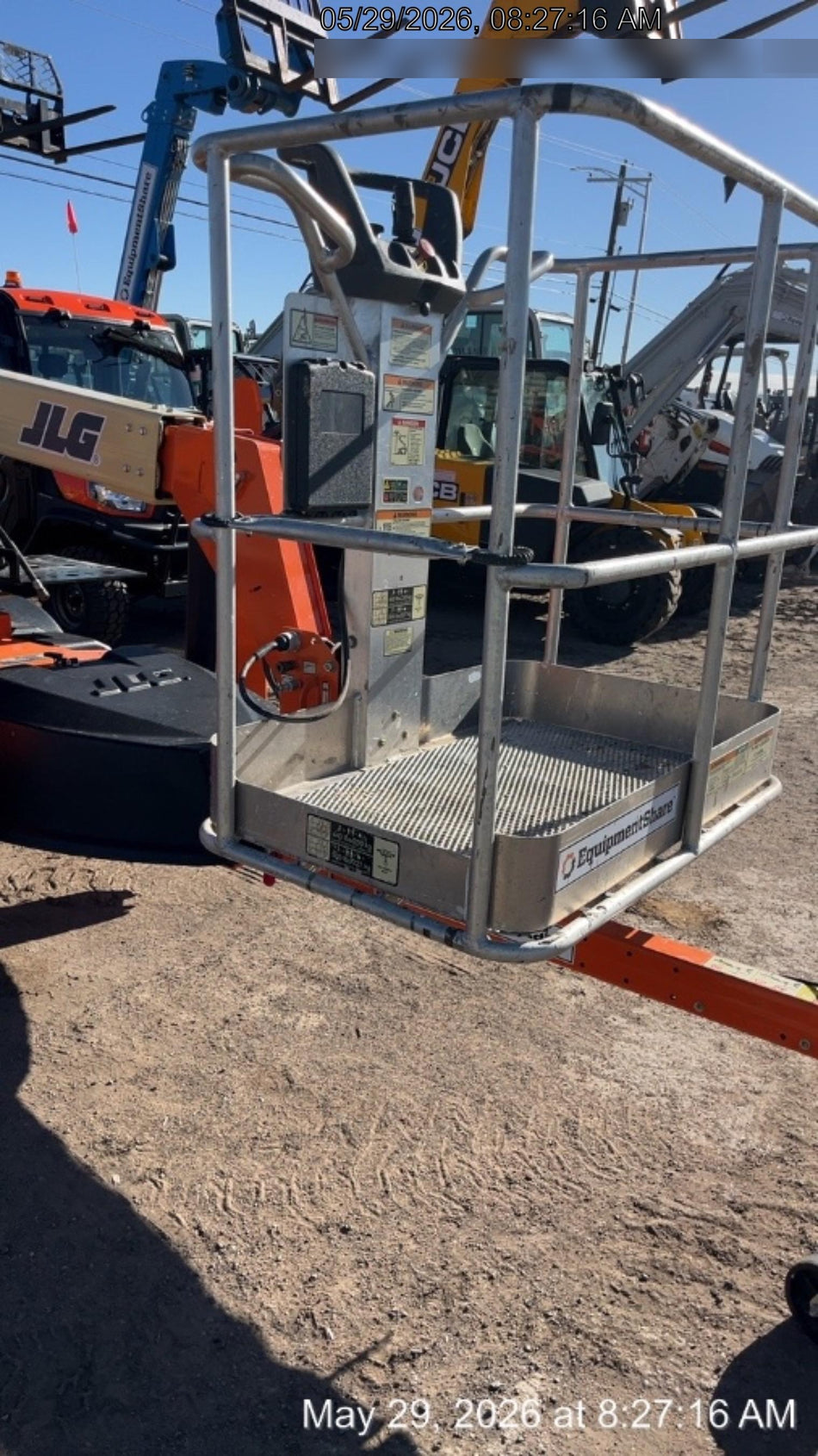 2022 JLG T350