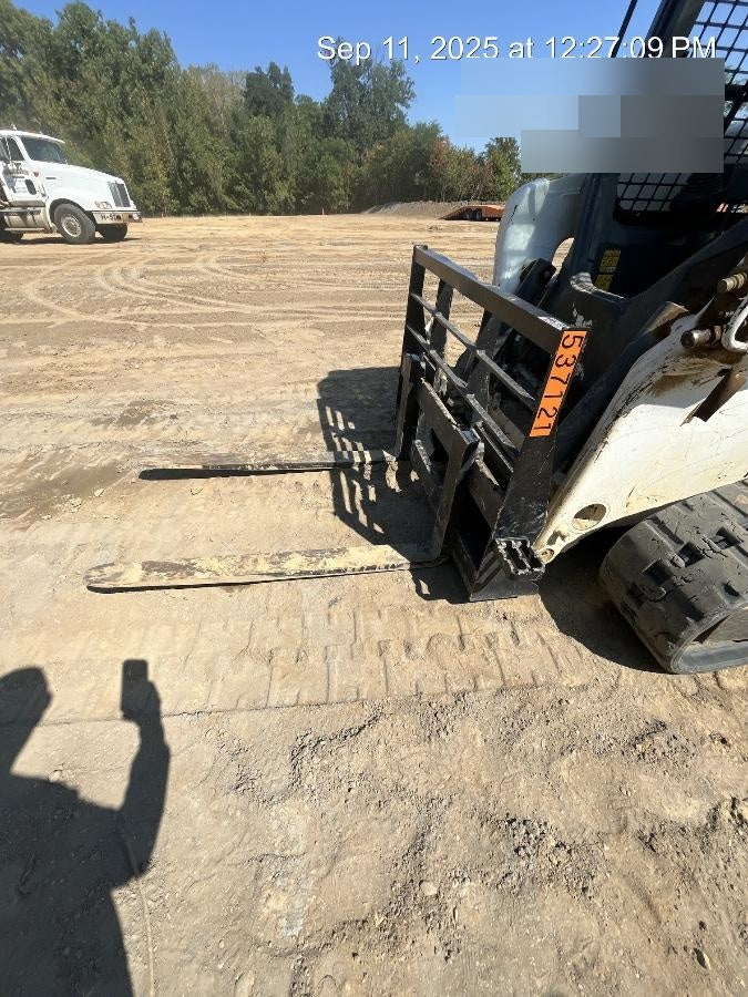 2025 ARROW MATERIAL HANDLING 24" Pallet Fork Frame