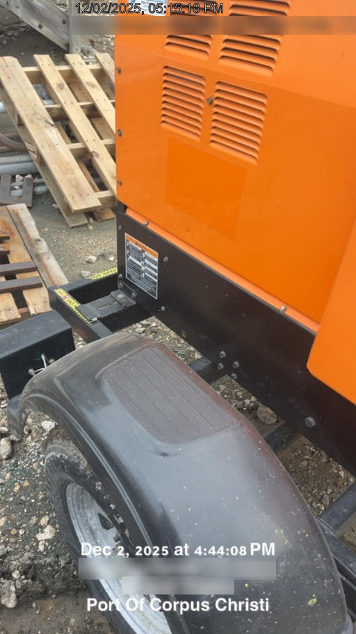 2021 Lincoln Electric Vantage 322 Vantage 322 Ready Pak 3 w/ Decals, ORANGE (includes trailer, cable rack, fender light kit) NO Telematics