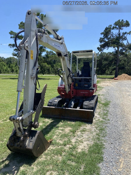 2023 TAKEUCHI TB250-2R