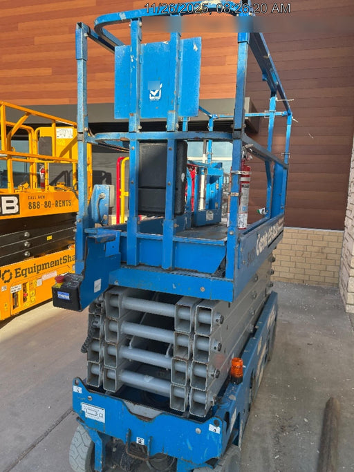 2017 Genie GS-3232 Genie GS3232 Narrow 32' Scissor Lift