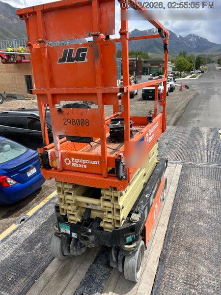 2023 JLG ES1932