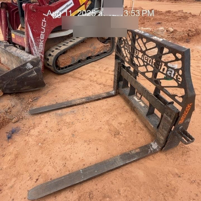 2021 PALADIN 48" Pallet Forks - Paladin