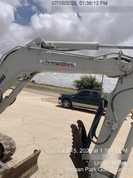 2021 TAKEUCHI TB235-2R