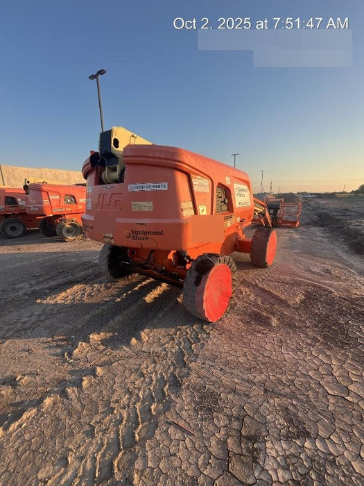 2019 JLG 660SJ