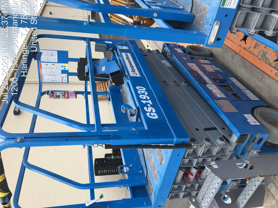 2019 Genie GS-1930 Fixed rails with chain Entry