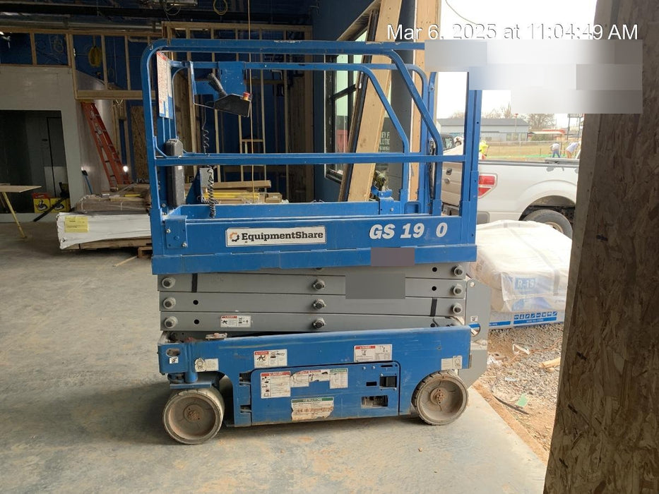 2018 Genie GS-1930 Genie GS-1930 Scissor Lift w/Standard Options