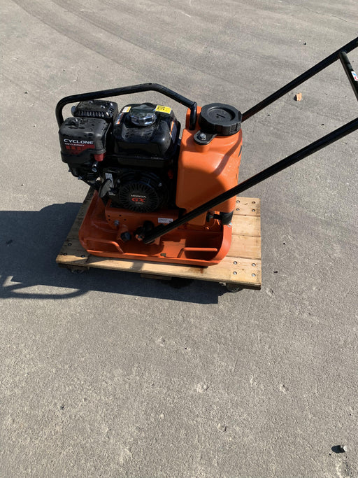 2020 Multiquip MVC82VHW Plate Honda GX160 w/water tank 18 wide