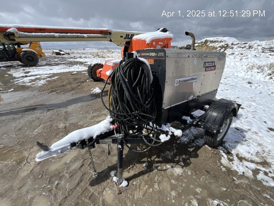 2019 Lincoln Electric Vantage 322 Welder Ready-Pak 3, Two wheel trailer, Fender and Light kit, Cable Rack