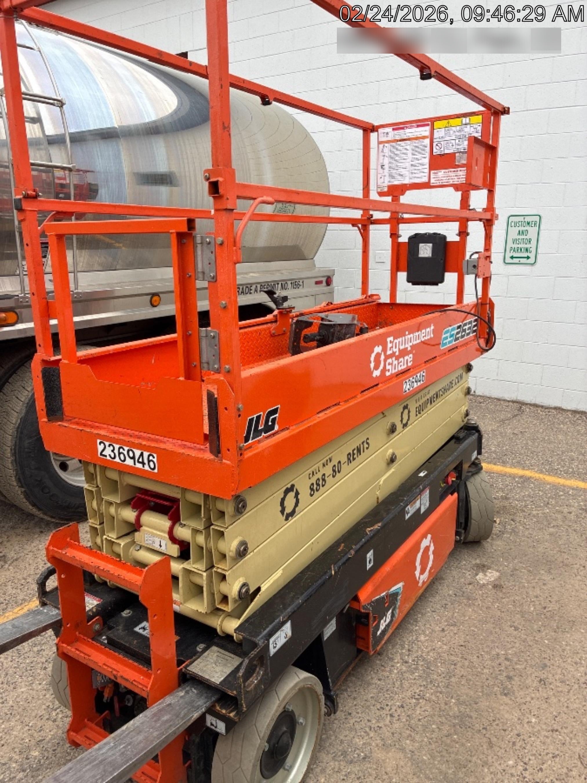 2022 JLG ES2632