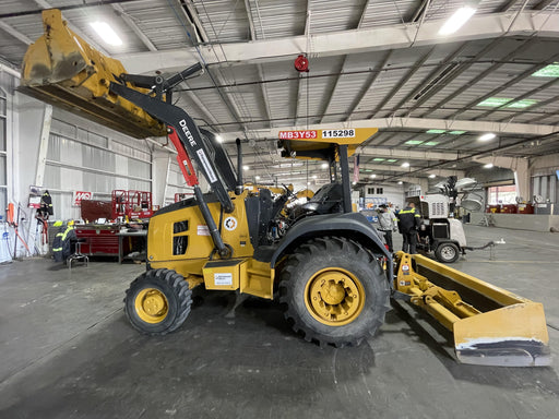 2020 JOHN DEERE 210LEP