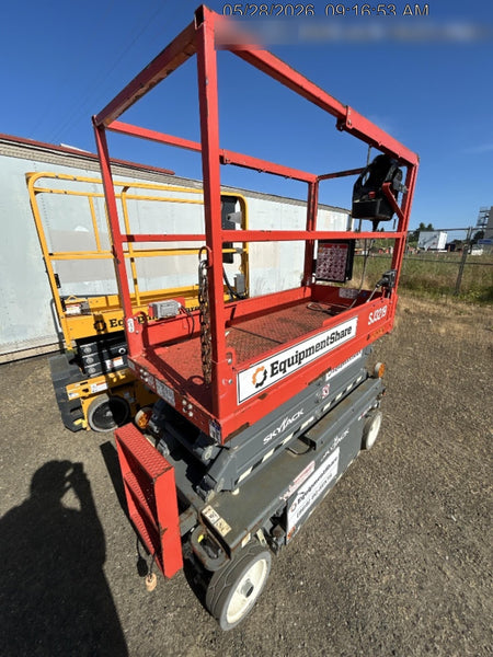 2020 Skyjack SJIII-3219 Solid NM Tires, Half height spring hinged entry gate, Dual Beacons, 800W Inverter